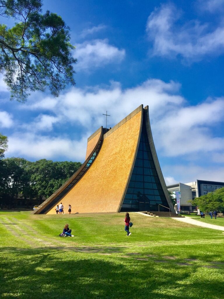 2024 年《泰晤士高等教育》世界大學影響力排名出爐，東海大學與成功大學、陽明交大、台灣大學等四所大學躍居世界百大。（圖/東海大學提供）