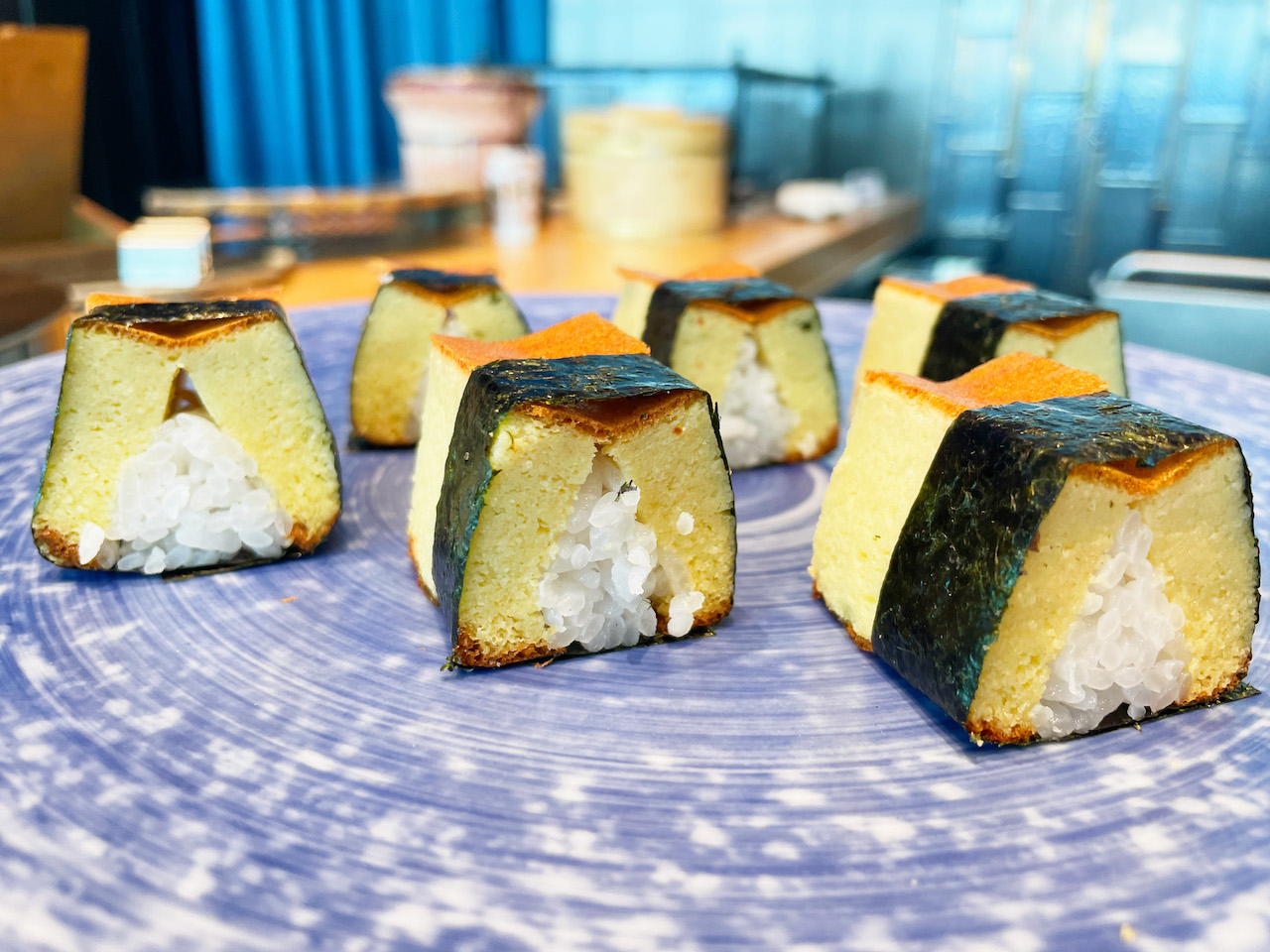 ▲「江戶前玉子燒壽司」採用江戶前料理手法（圖:記者 陳宜汶翻攝）