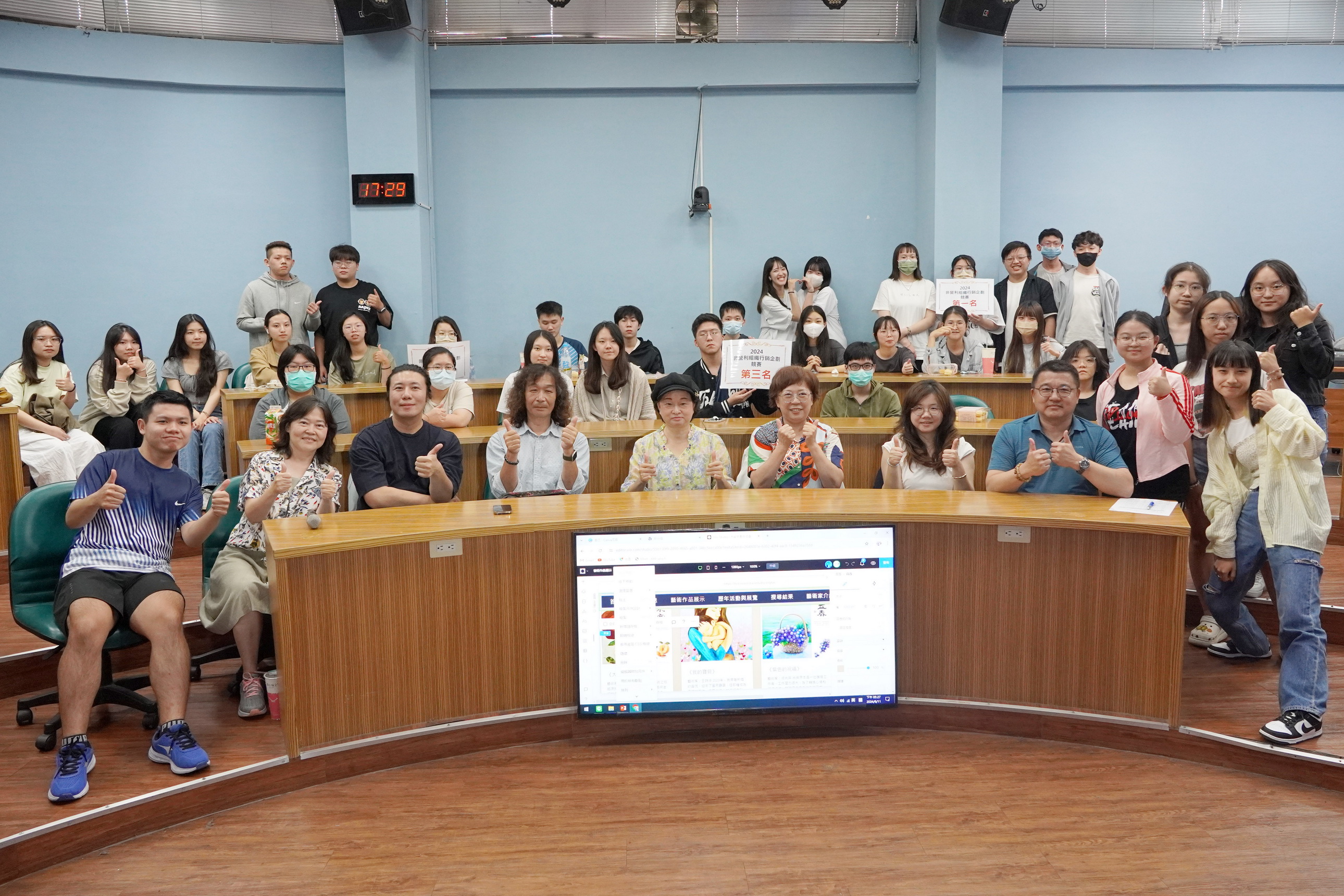 ▲大葉大學管理學院與大台中美術協會合作開設「社群經營與行銷」課程。（記者張溎壕攝）