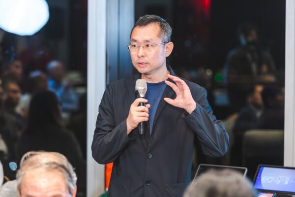 iMin科技創辦人兼CEO胡愛民表示，iMin科技總部設立於新加坡，在馬來西亞設有製造中心，多款產品已經成功打進全球市場。
