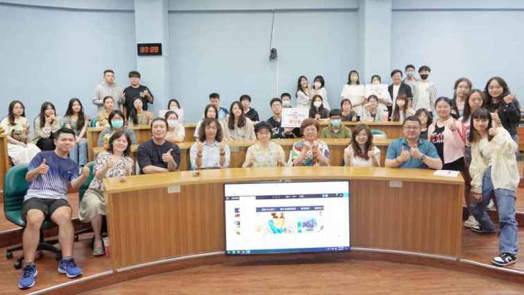 ▲大葉大學管理學院的社群經營與行銷課程與大台中美術協會合作。（大葉大學提供）
