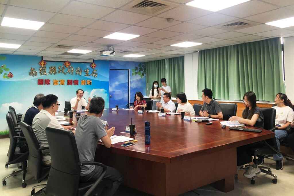 ▲南投衛生局攜手社區藥局推動公共衛生服務。(記者張玉泰翻攝)