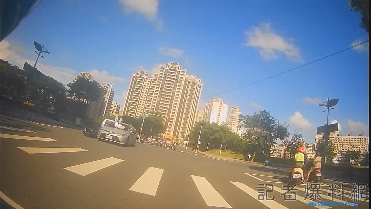 翻攝自鳳山人在地大小事 / fb