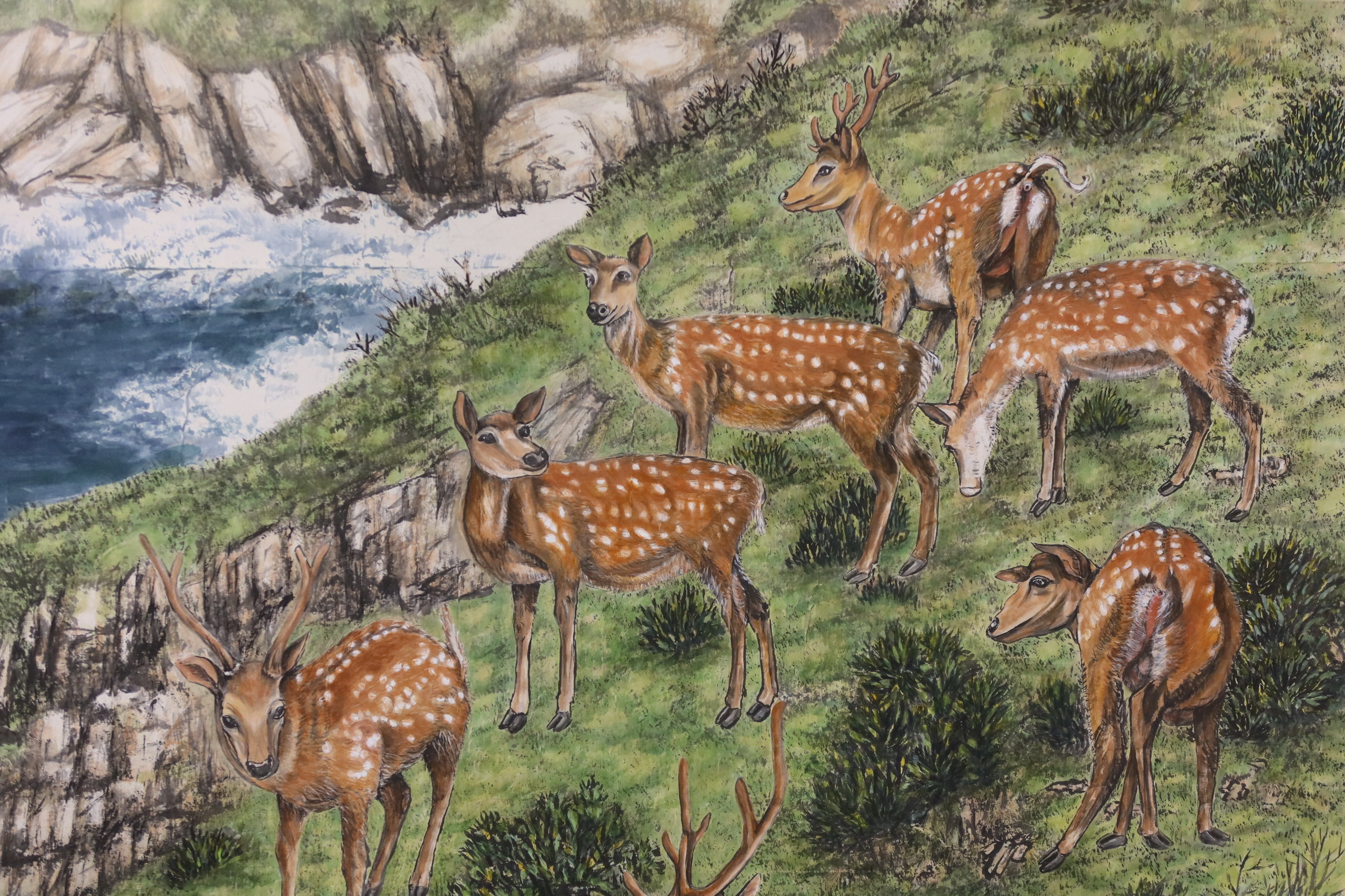 ▲彰化藝術館舉辦現代國畫創作展暨台法交流展集合台灣水墨畫界菁英，更有5位法國諾曼第區盧昂印象派發源地畫家的水墨作品一起參展。（記者張溎壕攝）