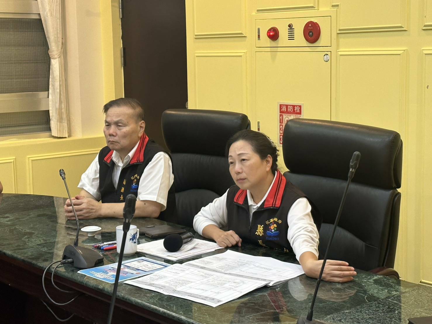 花蓮縣政府推進0403震災重建 徐榛蔚傾聽紅單受災戶需求