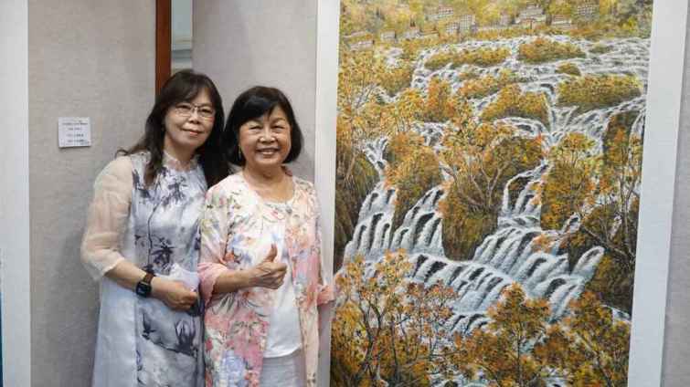 ▲現代國畫畫派2024現代國畫創作展暨台法交流展參展藝術家合照。（記者林明佑攝）