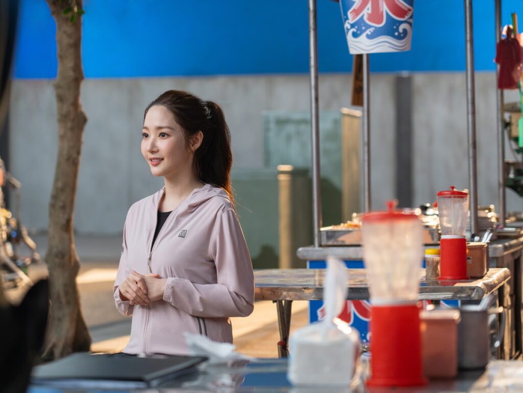 敏英表示最想去體驗的是穿著冰鋒衣5.0逛台灣夜市