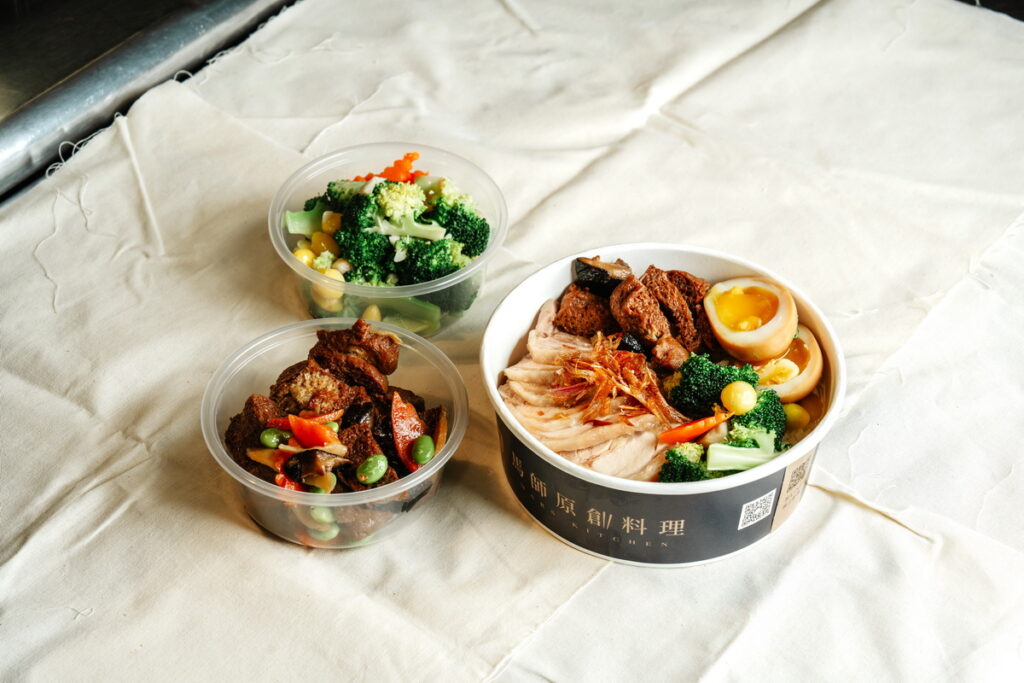 【風味探索組】安東市場-馬師原創料理(火星肌肉飯及主配菜任選250元)