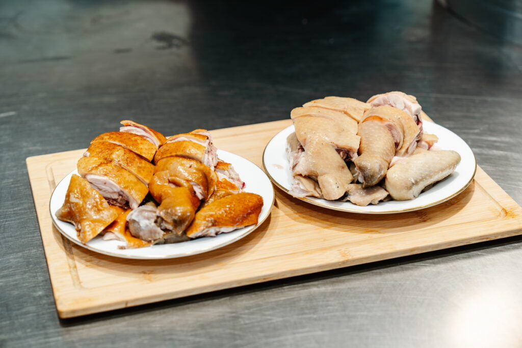 【傳統雙喜組】士東市場-士東好吃雞肉(甘蔗土雞或鹽水土雞半隻)