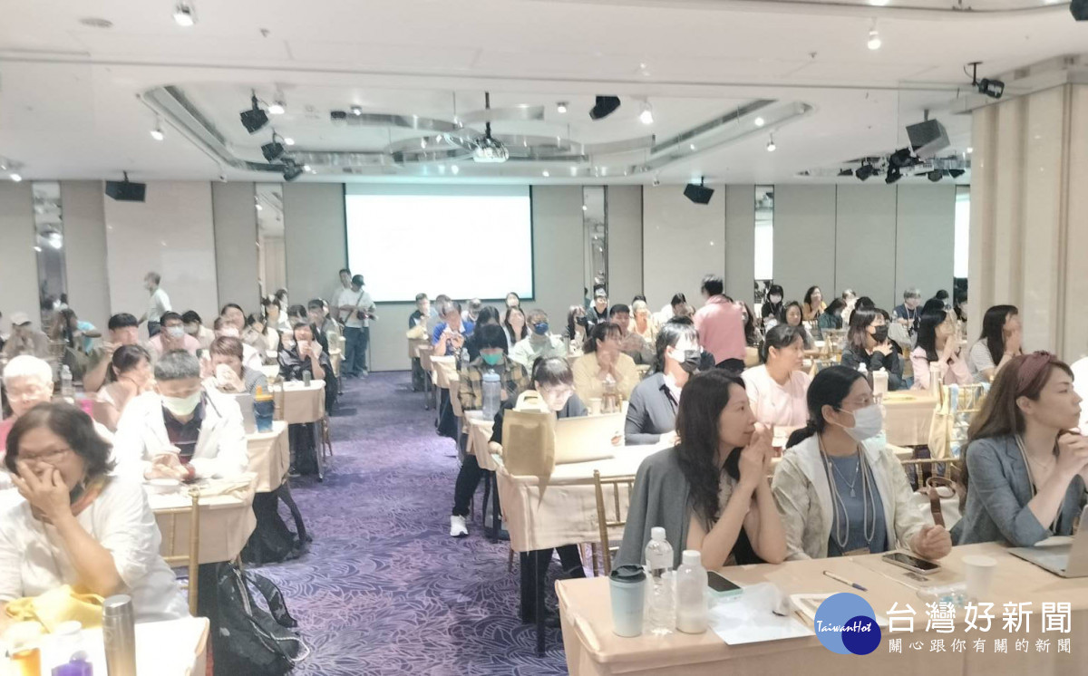 現場有來自全國跨領域長照夥伴和國際專家學者近300位/陳致愷攝影