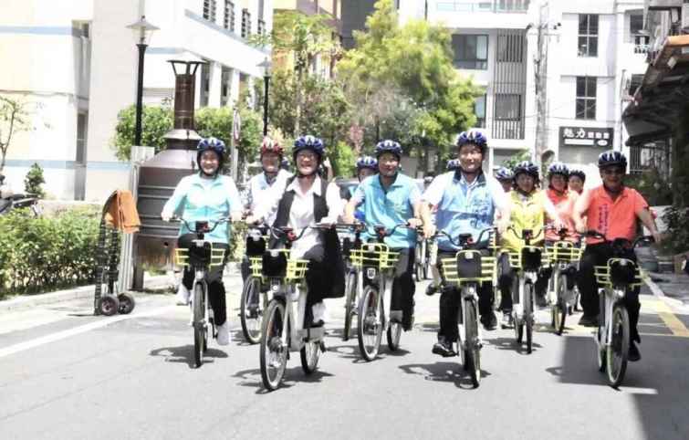 ▲歡迎鄉親利用台鐵、高鐵來彰化，下車後就可騎著鐵馬，悠遊彰化。（記者林明佑翻攝）