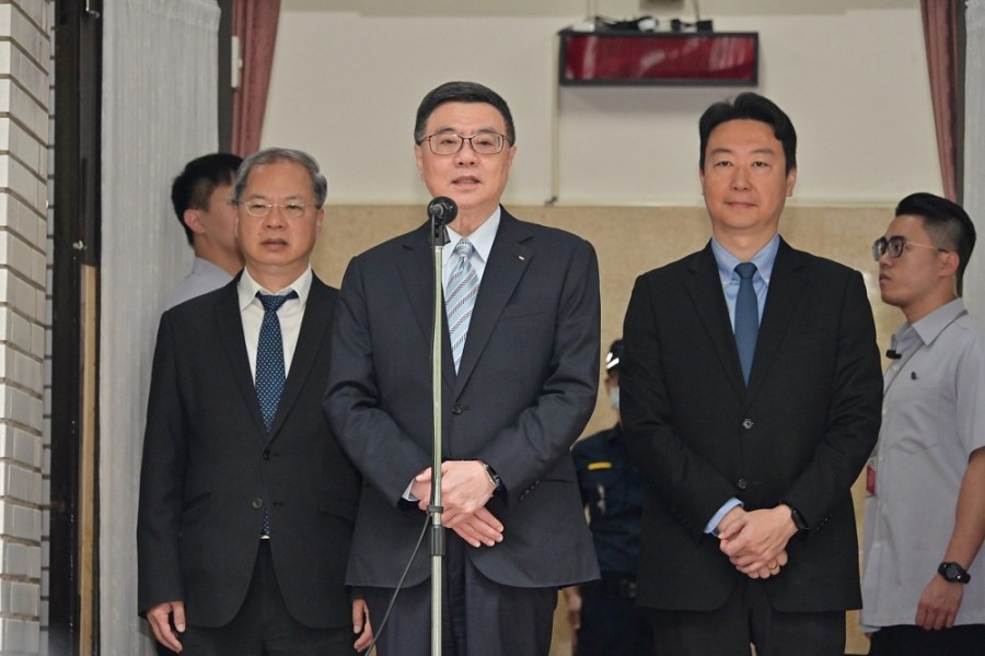 遭酸「外星人內閣」 卓榮泰:會讓外界更清楚未來運作方向 260 遭酸「外星人內閣」 卓榮泰:會讓外界更清楚未來運作方向 259