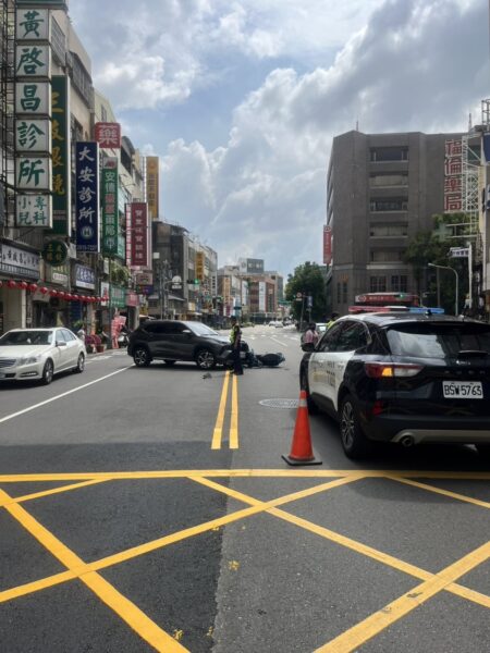中市保大巡邏遇車禍 即時處置見專業 暖人心