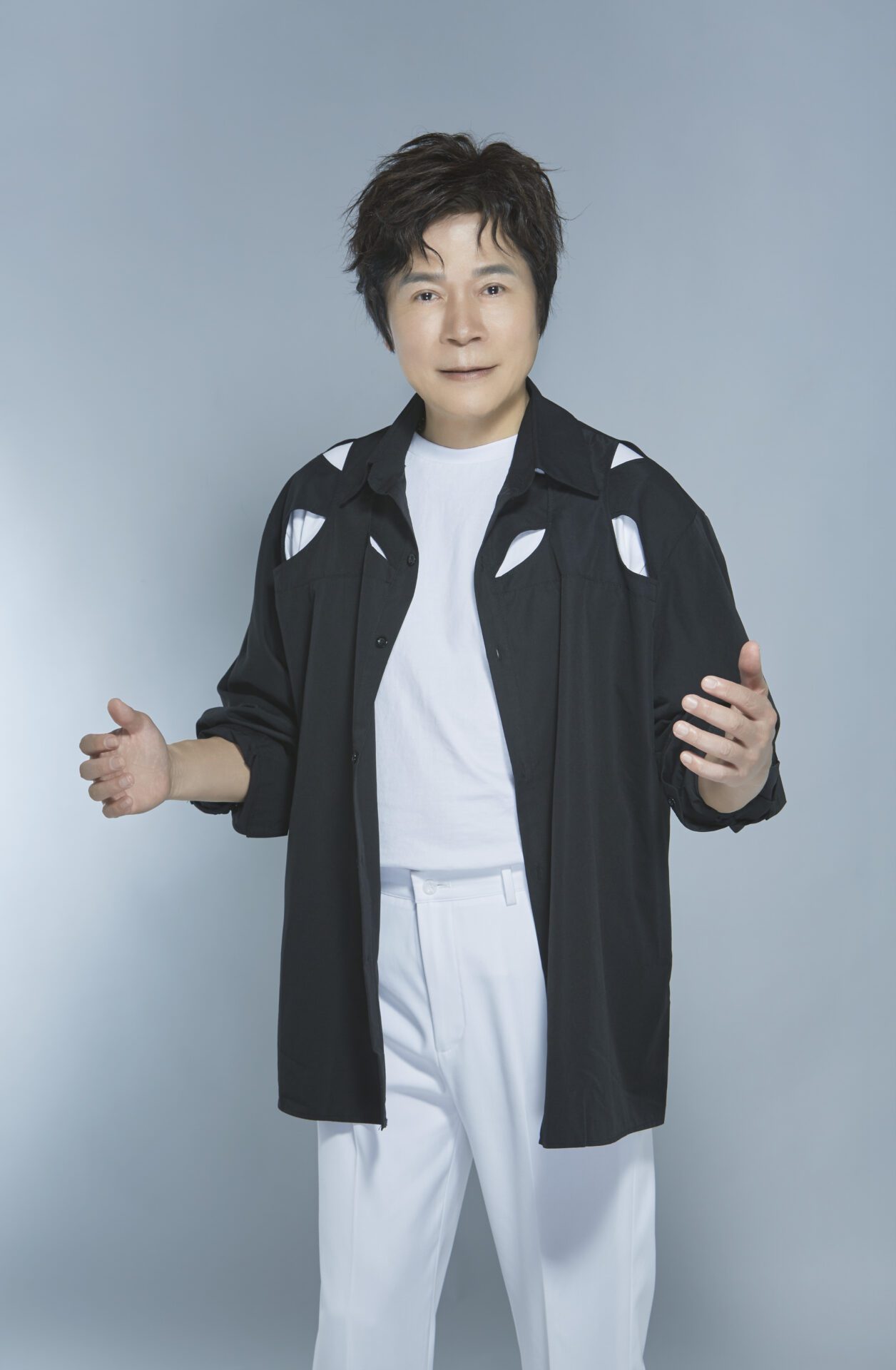 真愛秀．藍寶石大歌廳再添金  洪榮宏二度登高流