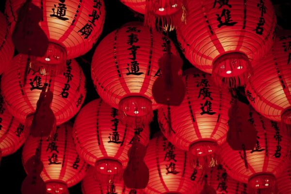 台股AI概念股評價調升,反映出市場對其前景的樂觀看法。圖/unsplash.com