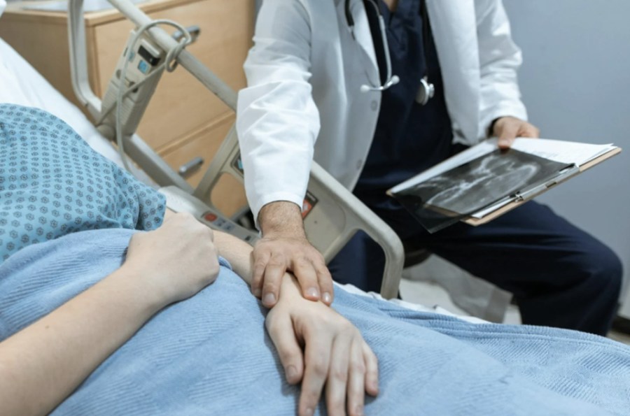 男動小手術抽血驚見「小貧血變大病」 竟罹多發性骨髓瘤! 226 cnews003240620a01