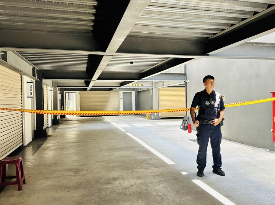 疑砍死情敵躲汽車旅館 44歲男與警對峙駁火舉槍自戕 204 cnews204240620a01