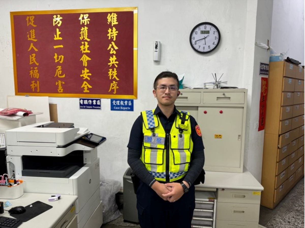 大湖派出所警員張庭綱。(記者薛秀蓮翻攝)