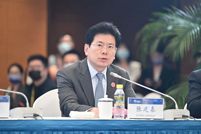 中央宣傳部副部長張建春。圖/取自大陸國家版權局官網