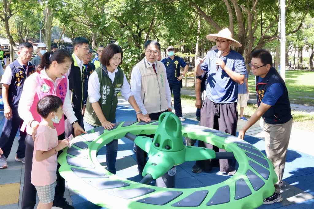 ▲佳里特色遊戲場擔負起滿足在地全年齡層孩子的遊戲需求,因此在規劃遊具與安排遊戲場域上,導入分齡的概念。(臺南市政府提供)