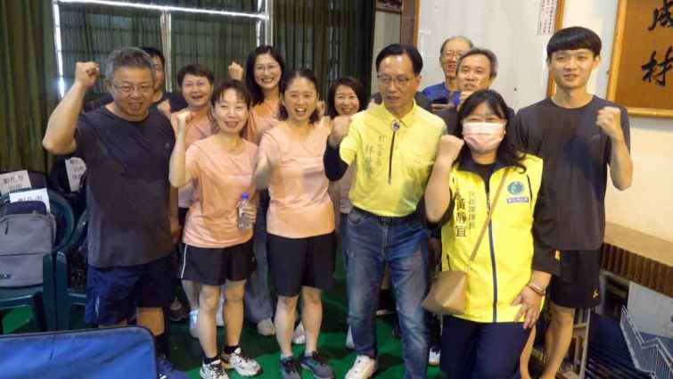▲林世賢市長為彰化市公所代表隊選手加油打氣。（記者林明佑攝）
