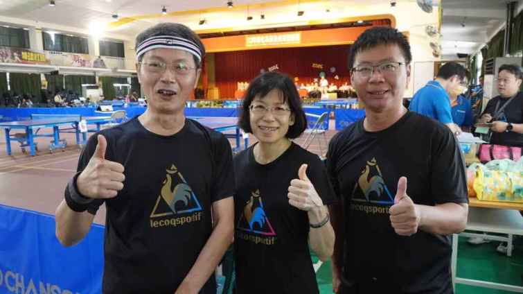 ▲彰化縣政府代表隊選手加油打氣。（記者林明佑攝）
