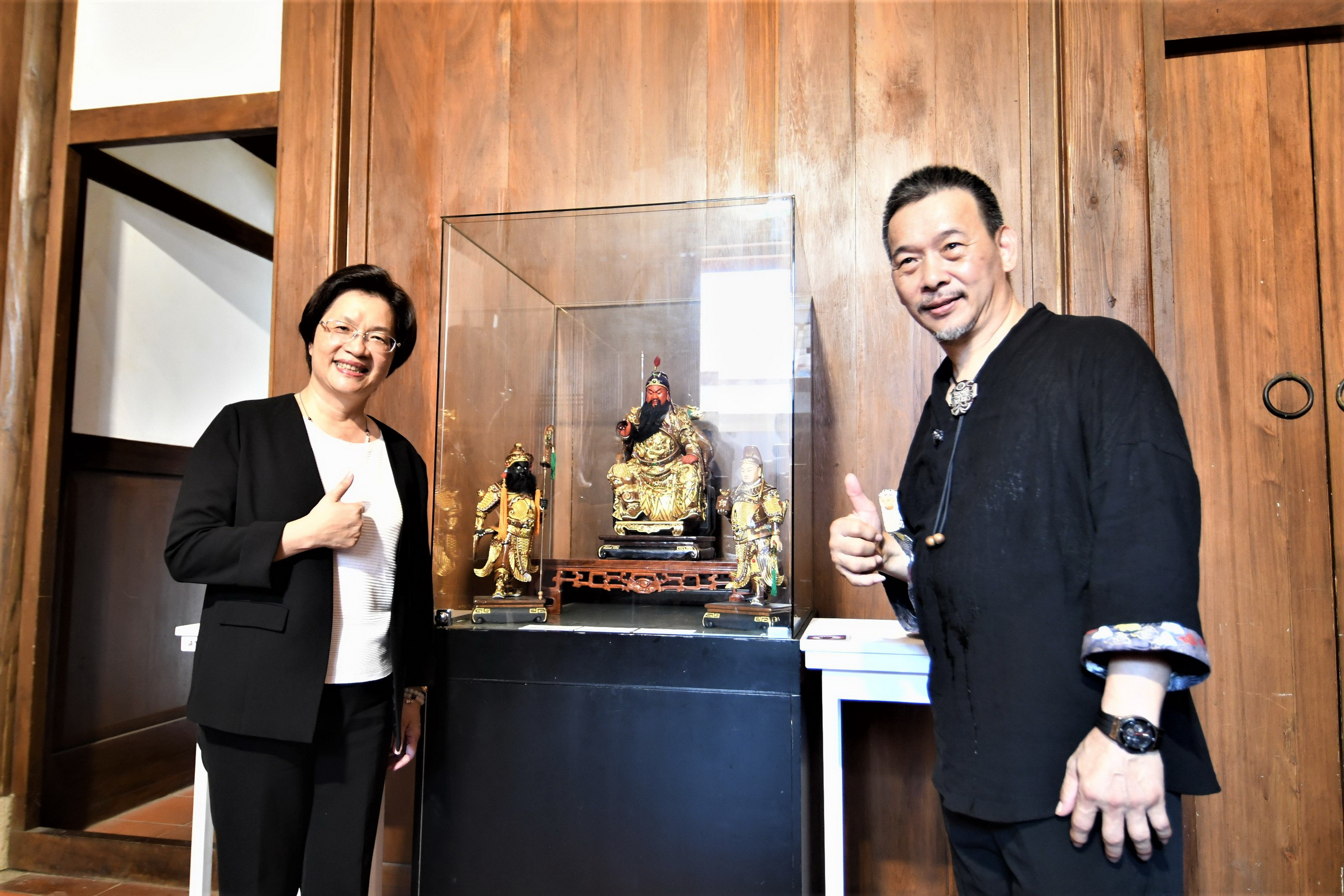 ▲「神韻巧藝—柯錦中創作展」在彰化工藝展覽館展出，柯錦中老師精心準備的22件作品，結合創作40多年的傳統工藝和創新的對話。（記者張溎壕攝）