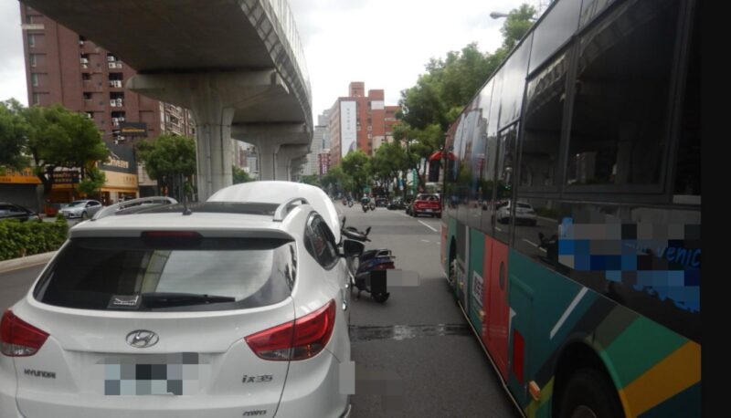 中警交大呼籲:隨意穿越車陣真毋通 遠離大車保平安