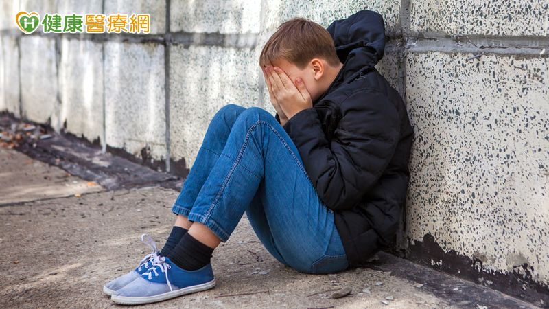 台灣青少年自殺死亡率年年上升！　精神科醫揭「常見13個共通性特徵」別疏忽