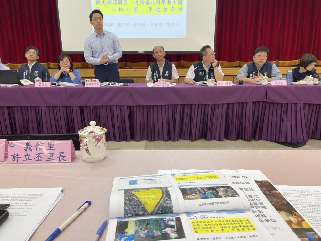 許立丕在「市長與里長有約座談會」向蔣萬安直接提案。