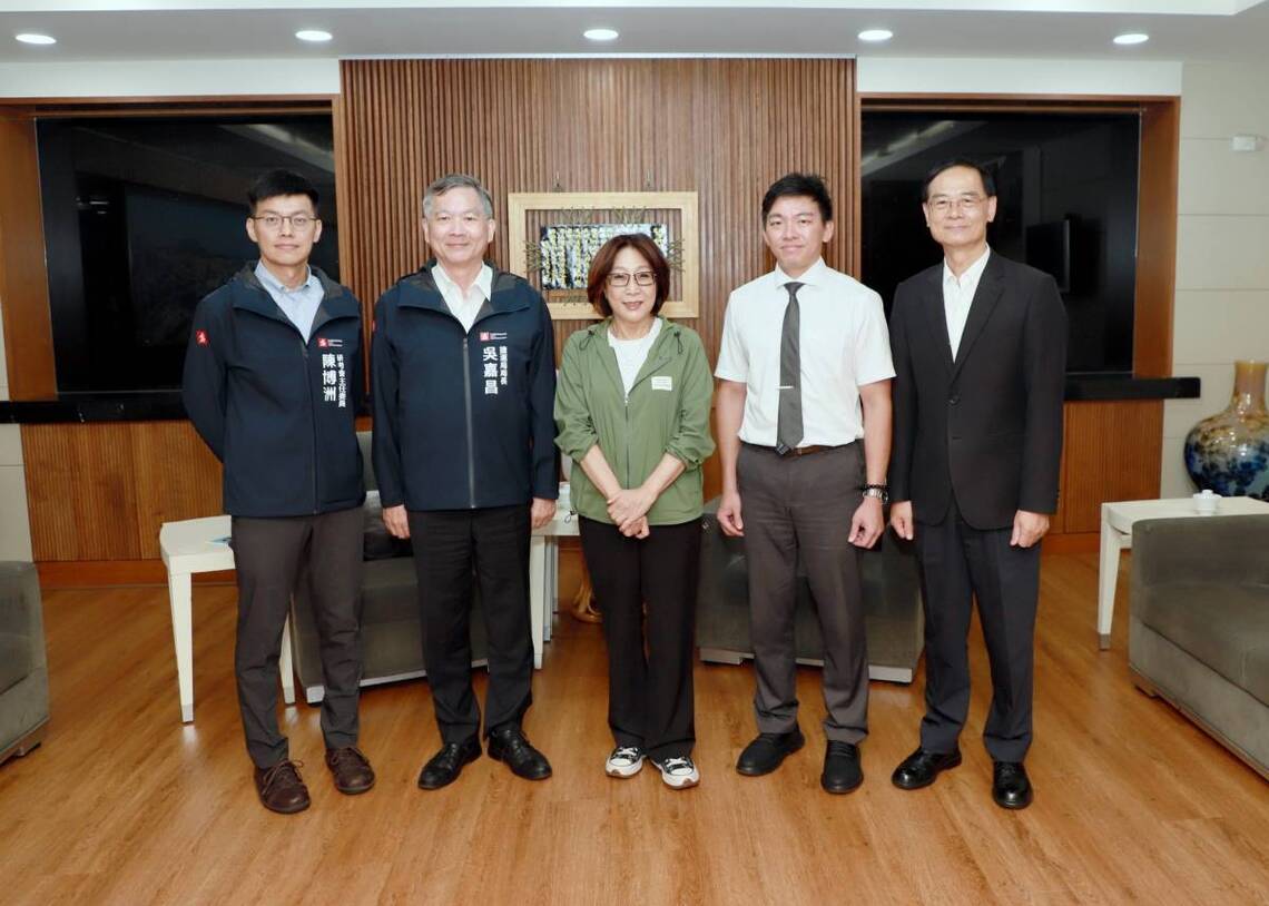 漾新聞|議長康裕成接見市府三位新科局長 期勉為高雄發展好好打拼