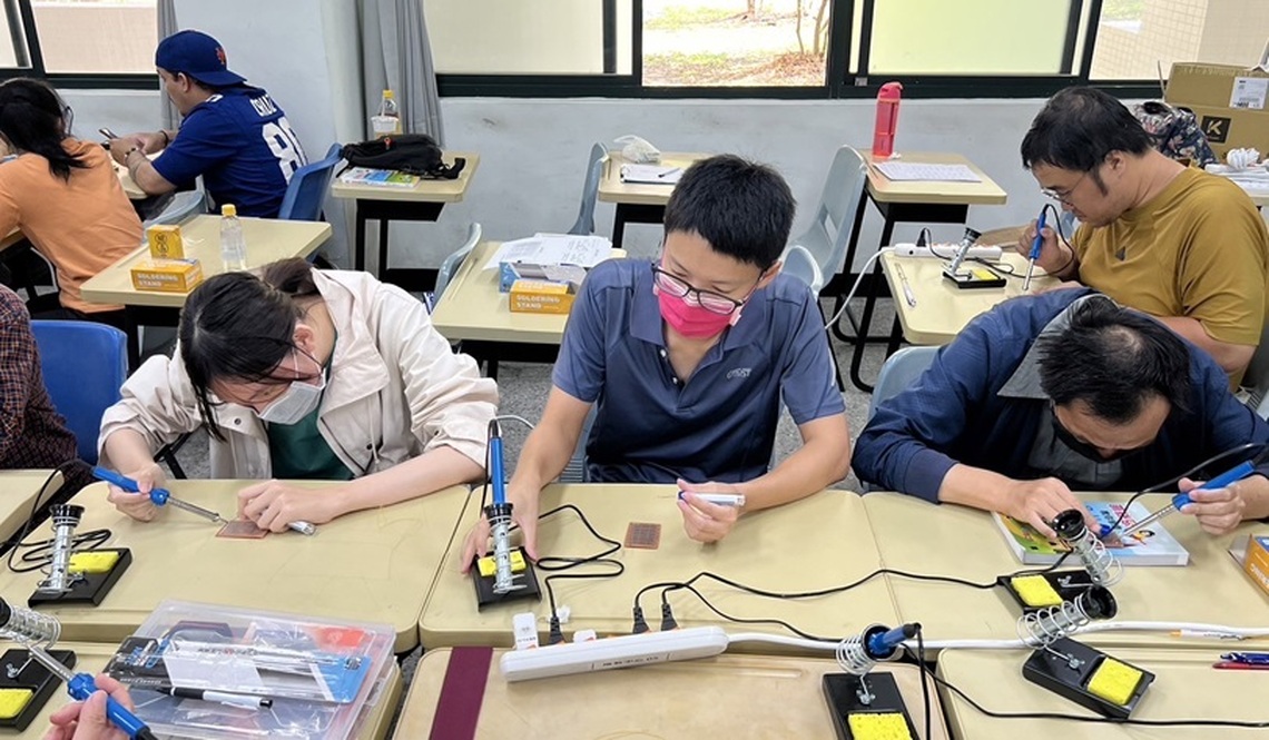 從頭開始學習半導體 機械科男孩勇闖科技大廠