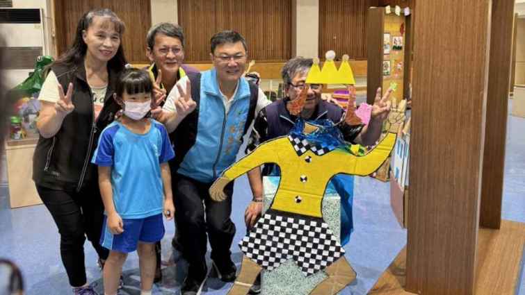 ▲從討論、實作到畢業靜態展的美感教育，鹿港鎮立幼兒園師生們共同深化學習，也強化了孩子六大領域的能力發展。（記者林明佑翻攝）