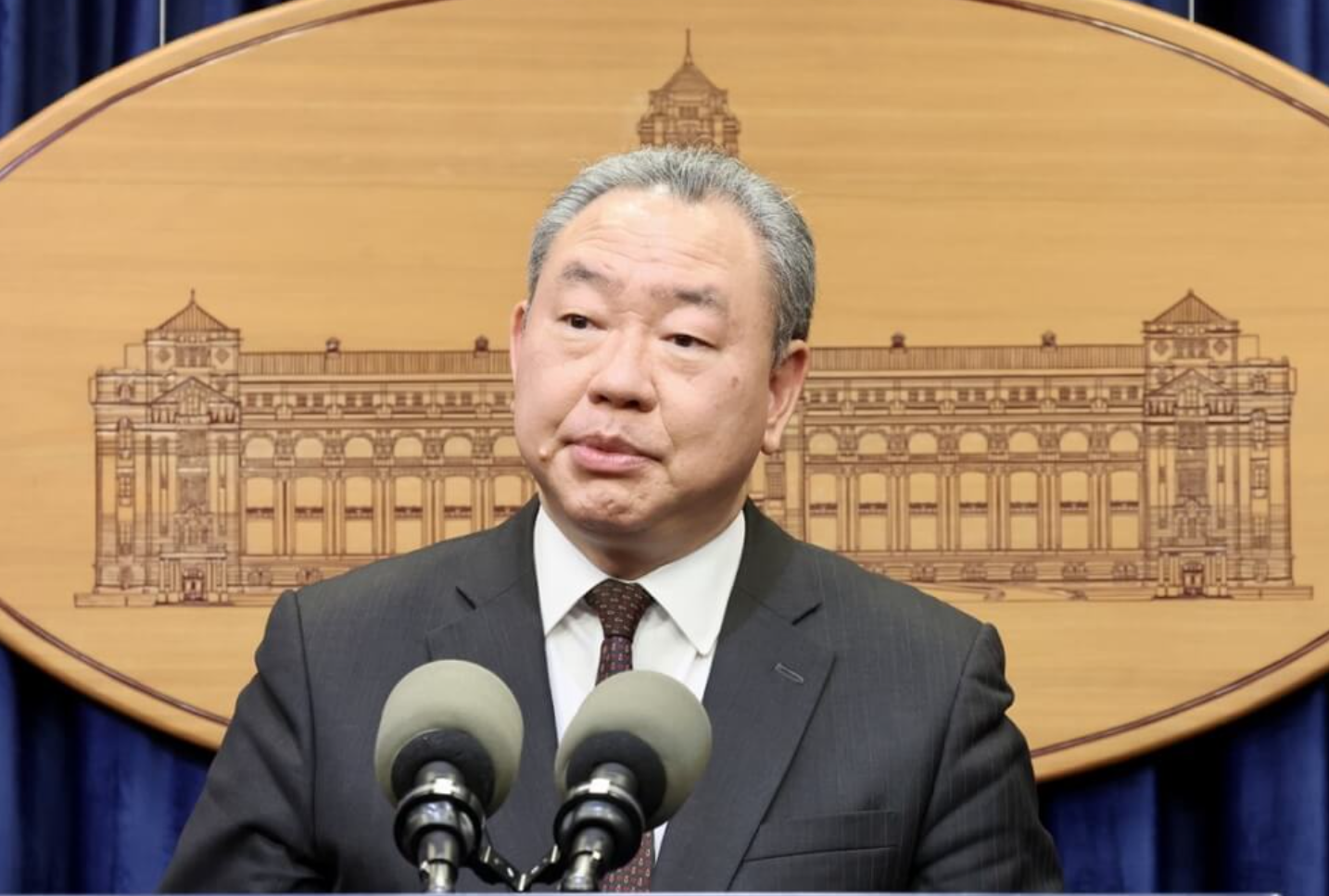 亂花公帑買奢侈品、公車私用 俞大㵢太太使喚館員當下人!卓揆回應了