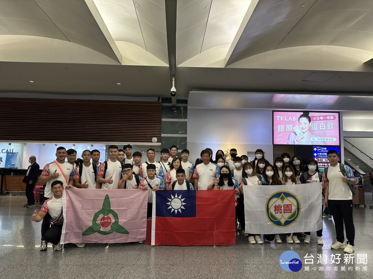 6月13日出發前往印尼前於機場