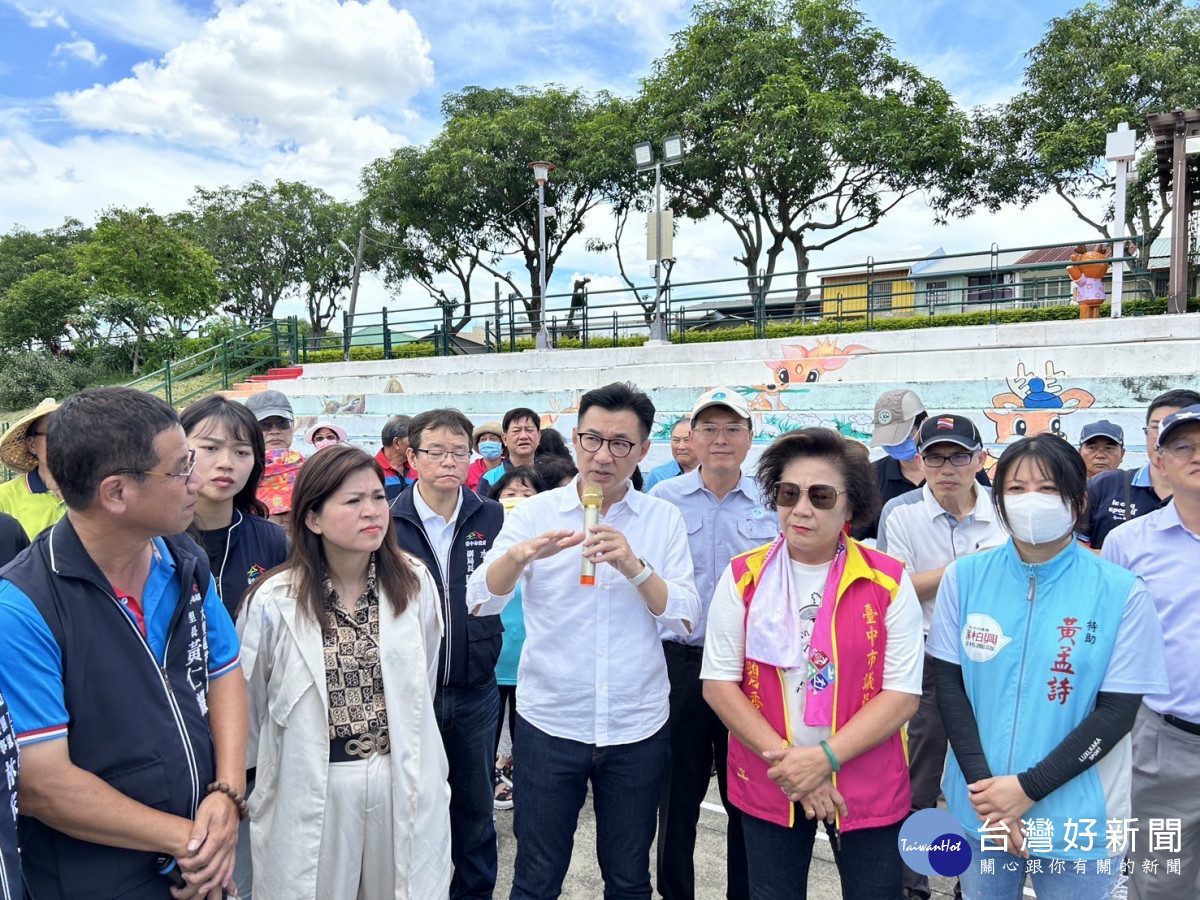 立法院副院長江啟臣邀集相關單位考察台中四條溪流。