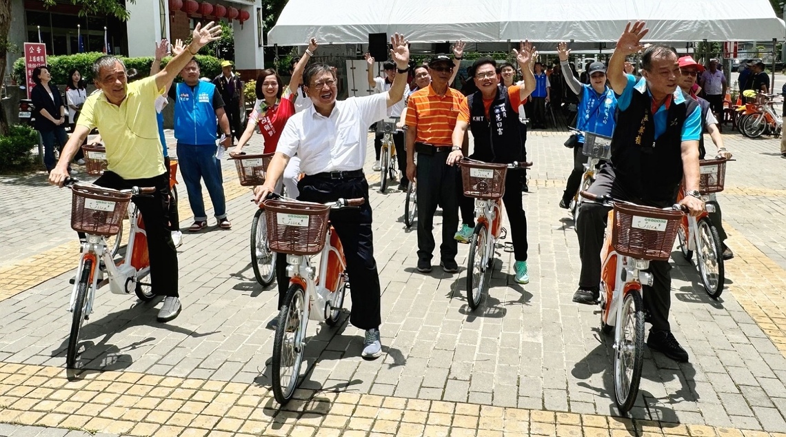 YouBike騎進新埔鎮        楊文科：全力提升鎮民各項生活需求
