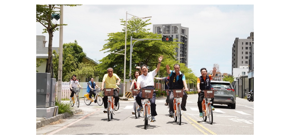 歡慶YouBike騎進新埔 新竹縣長楊文科宣布全縣2個月前30分鐘免費