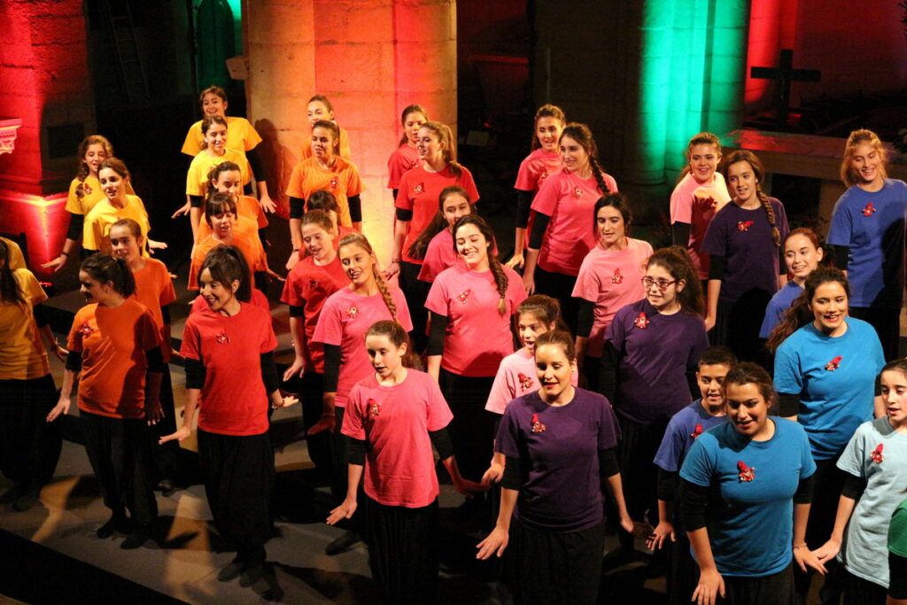 雷歐亞少年合唱團