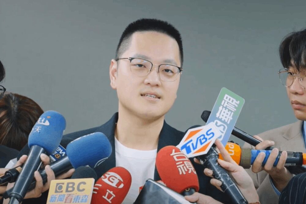 反批民進黨將民主導向獨裁 戴于文:希特勒掌權後的行為 216 照片來源:柯辦提供