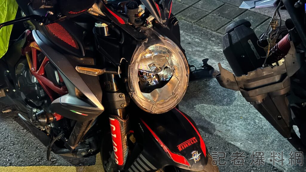 ▲重機車撞上未禮讓的機車。（圖／民眾提供）