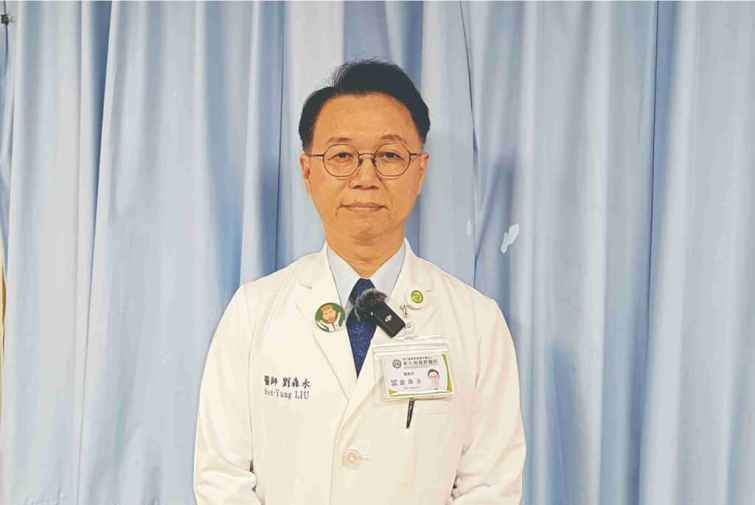 ▲劉森永醫療長表示，在陳穆寬總院長帶領下，每年十項專利，總結有十幾項專利技轉成功。（彰基醫院提供）