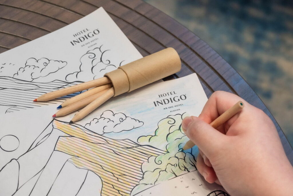 Coloring Card 兒童著色卡(房客免費)(圖/阿里山英迪格酒店提供)