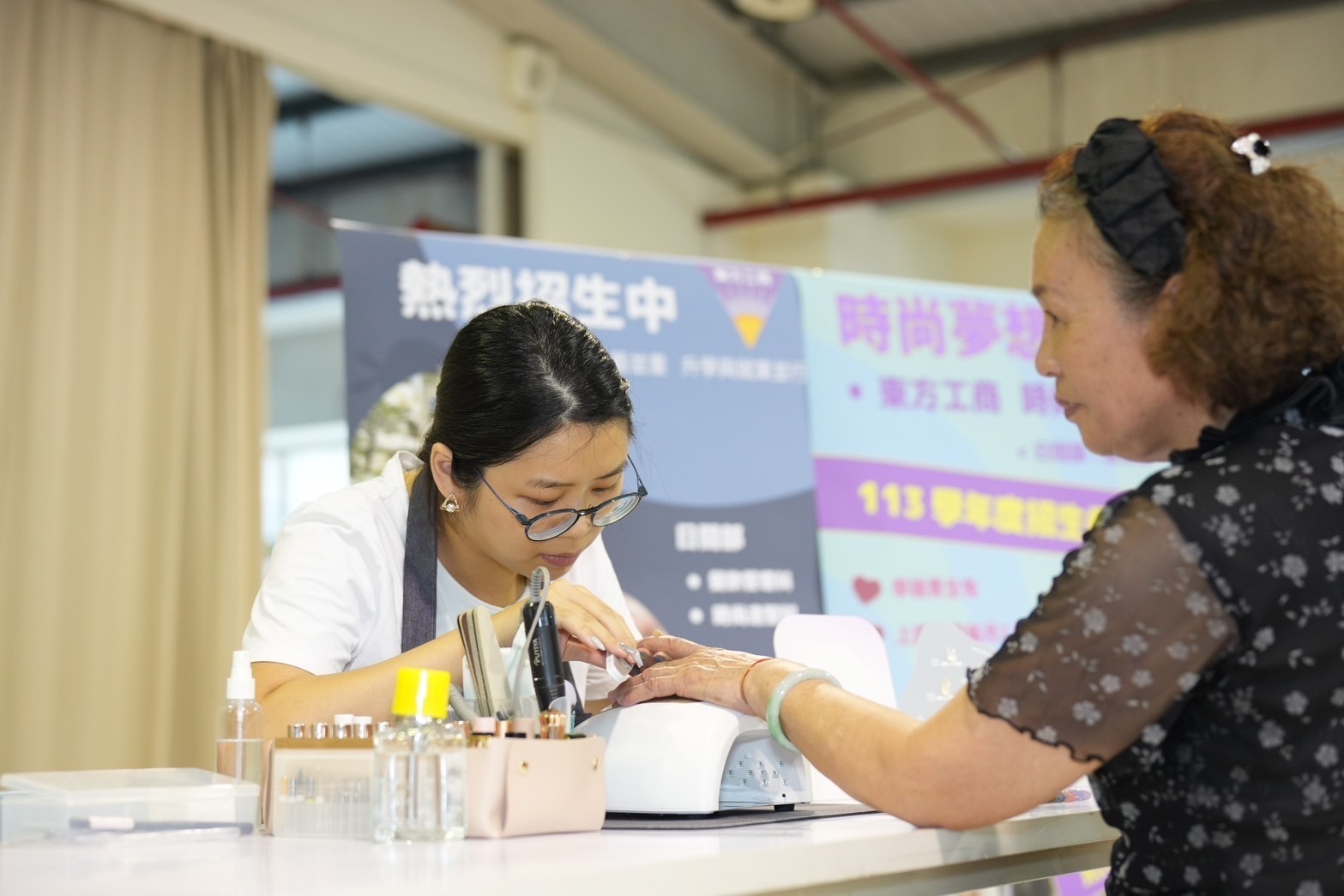 新北議員宋雨蓁攜手東方工商　推關懷弱勢免學雜費方案 253