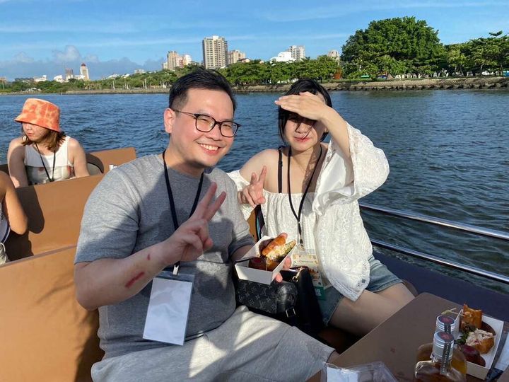 台南美食「搭乘雙層巴士」新啟航 米其林小吃、星級下午茶吃透透