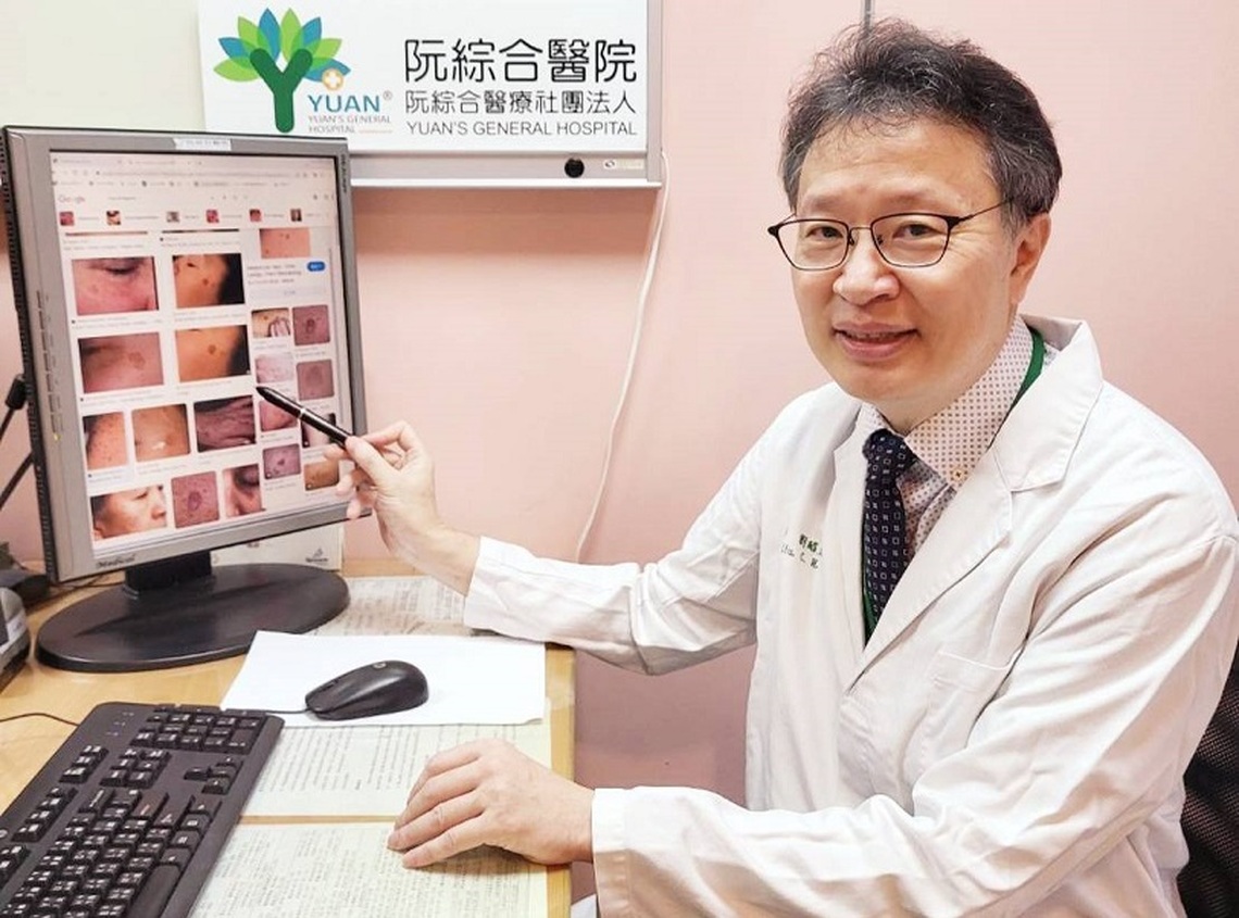 曬成老人斑 21歲陽光男孩嚇爛!醫師:抵抗高溫烈日危害皮膚唯有防曬
