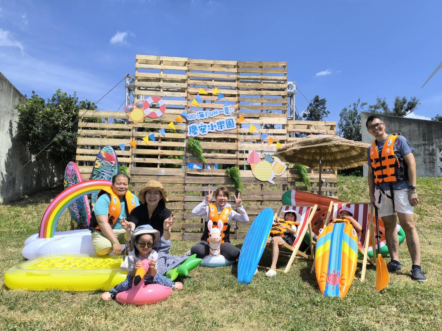 ▲2024「彰濱~海FUN一夏」慶安水樂園活動正式開跑啦！至7月28日止，每週六日，慶安水道都會有一連串精彩的水上和陸地活動。（記者張溎壕攝）