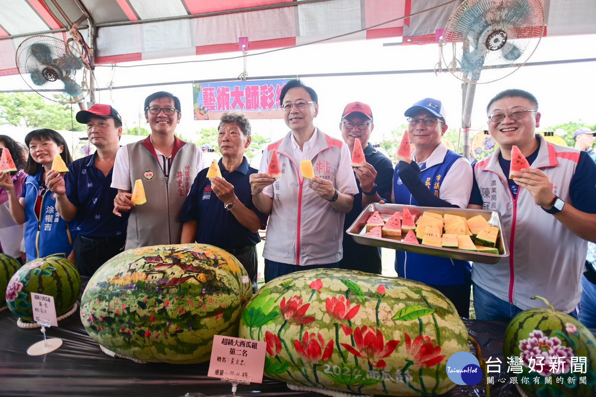 桃園市長張善政邀請市民朋友品嘗桃園優質農產品。<br /><br />