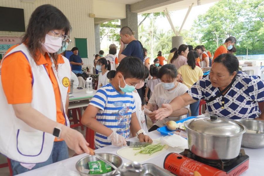 高市社教館攜手家庭教育中心 親子共廚幸福好滋味