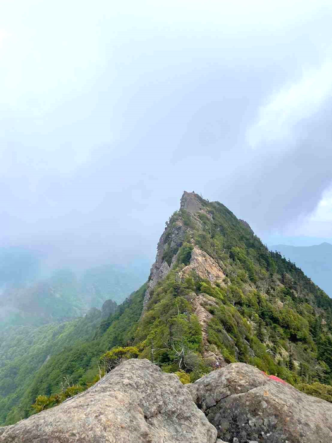 夏天來去日本健行拜拜!推薦西日本最高峰〜愛媛石鎚山